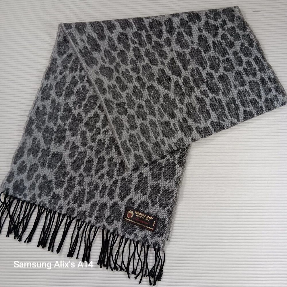 Berkshire Reversible Scarf Animal  Print Black Gray Made In ITALY Acrilic Fringe